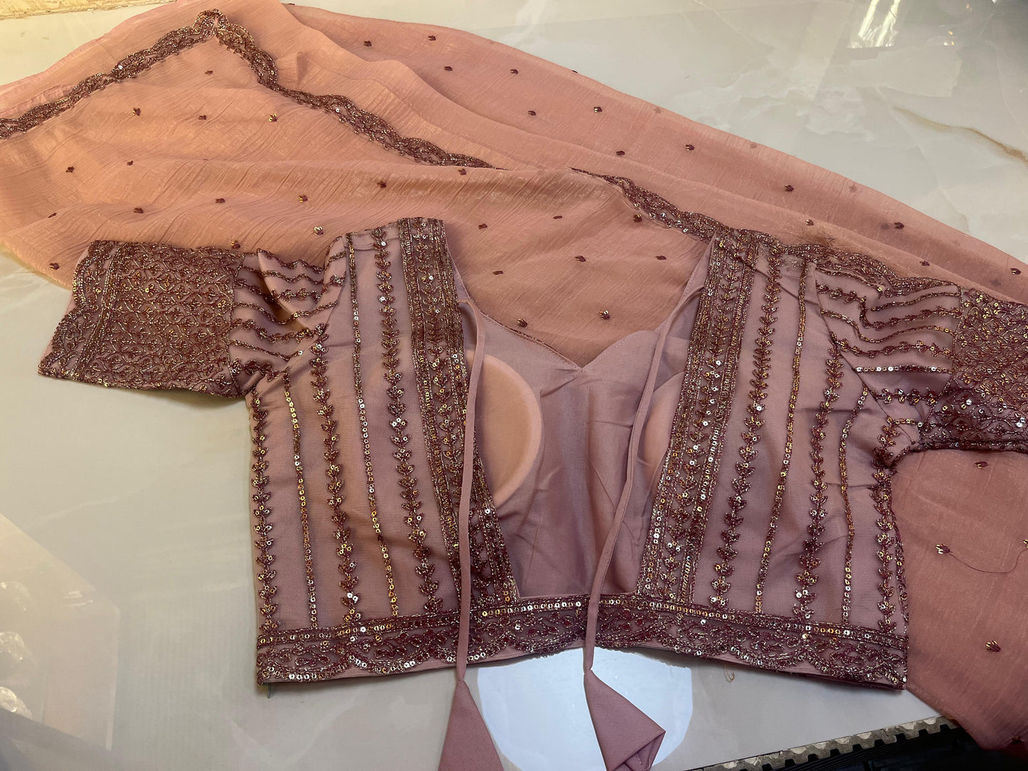 Mono Crackle saree with stitched blouse