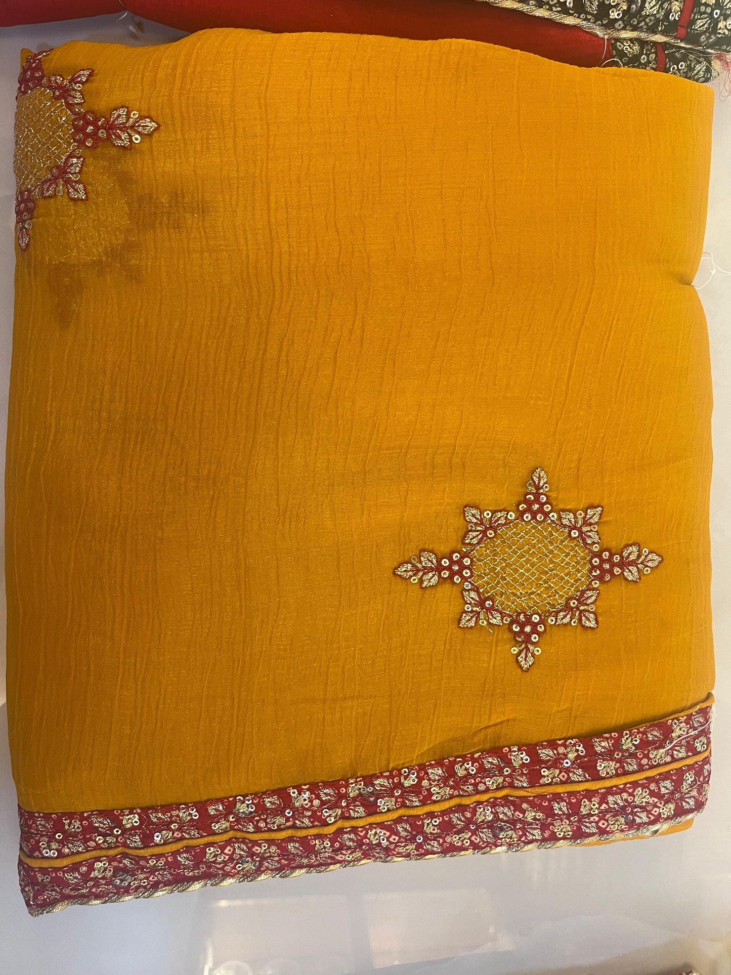 Tissue saree with embroidered border(2 colours)