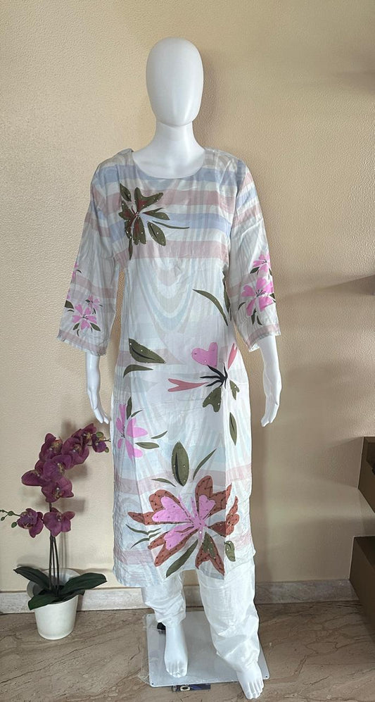 White floral tebby cotton silk