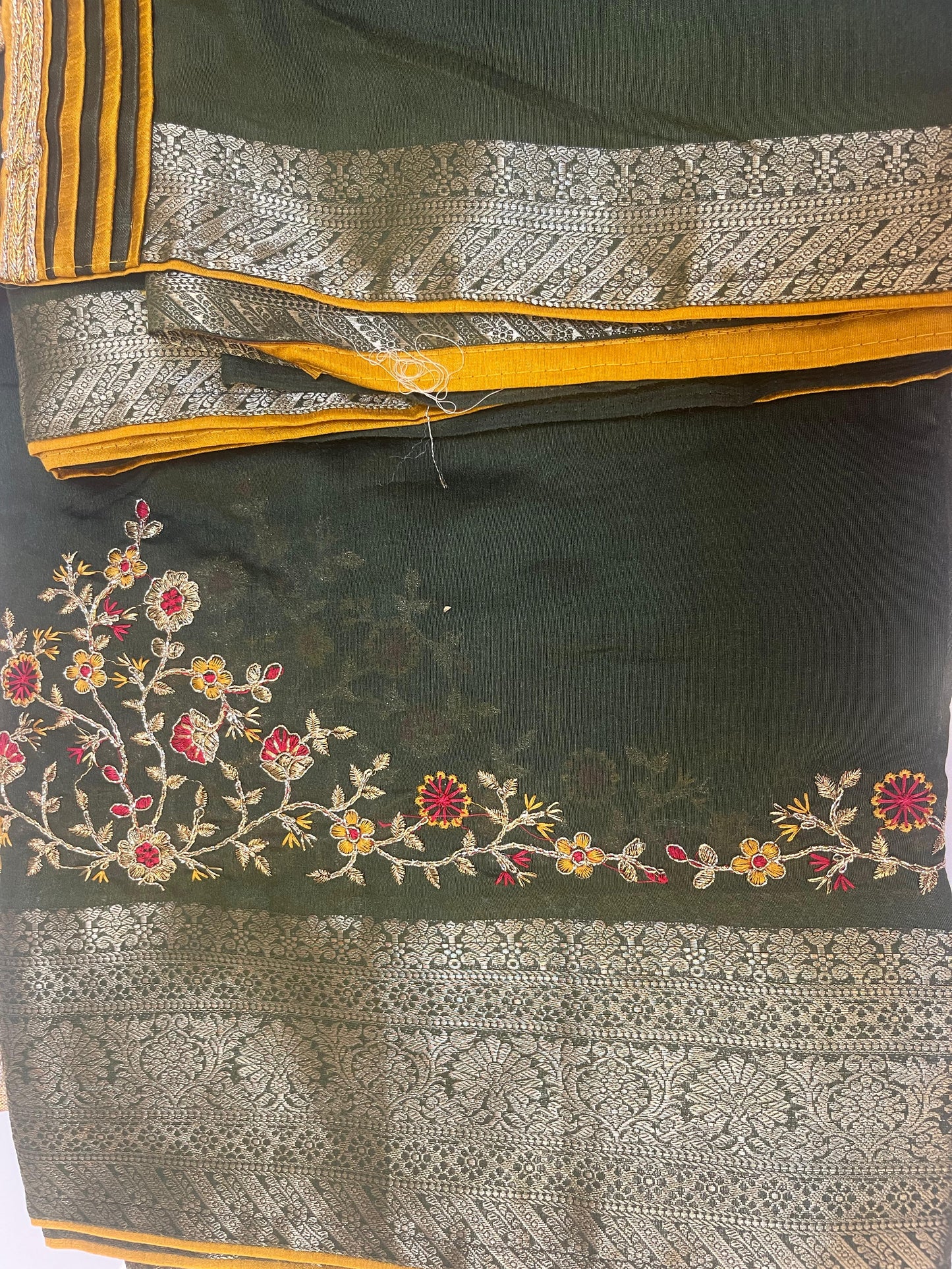 Spun cotton jacquard border (2 colors)