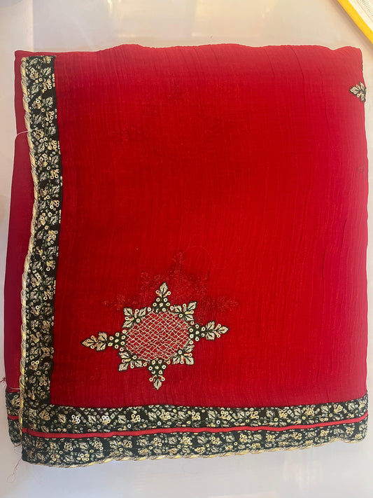 Tissue saree with embroidered border(2 colours)