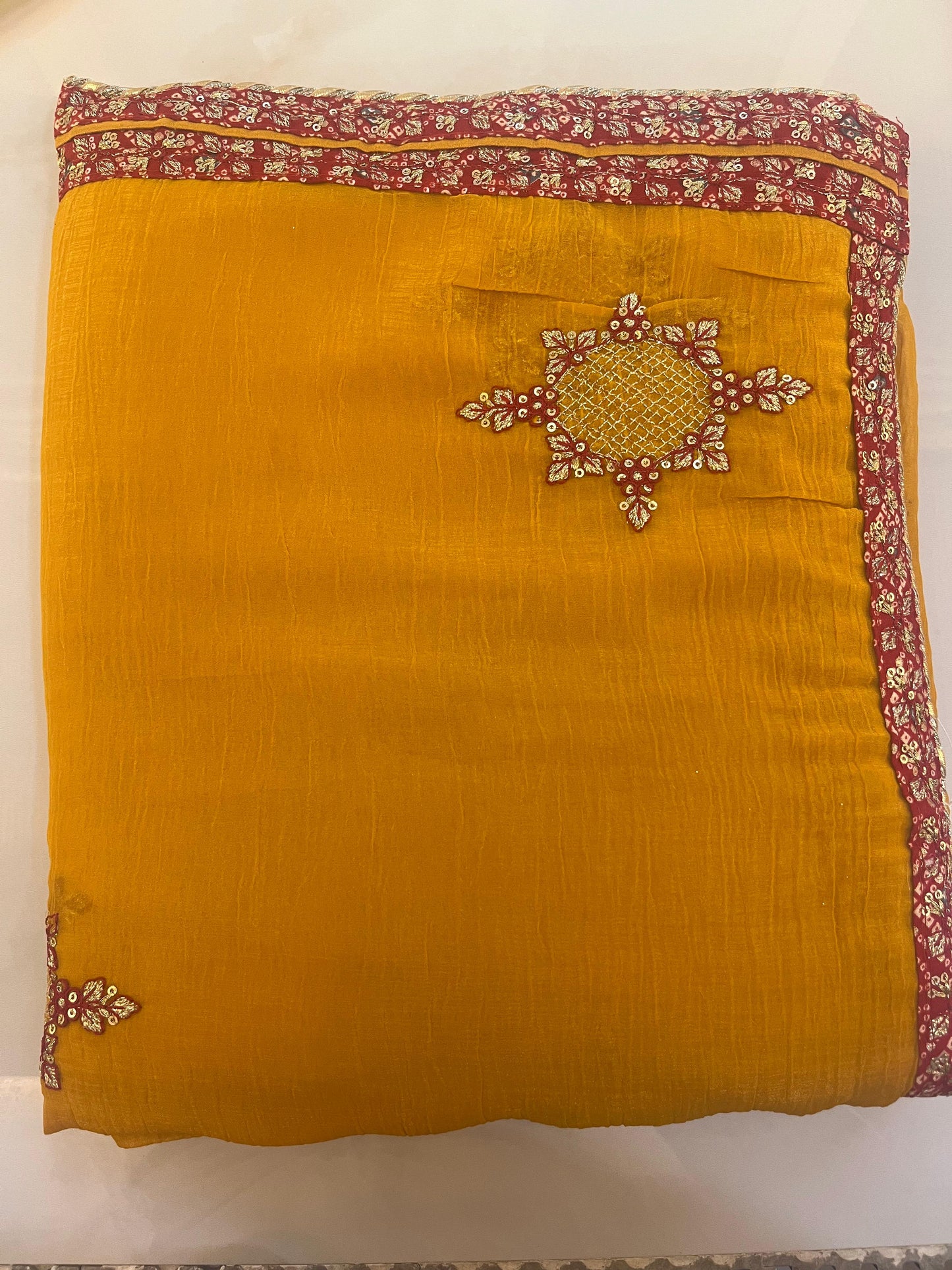 Tissue saree with embroidered border(2 colours)