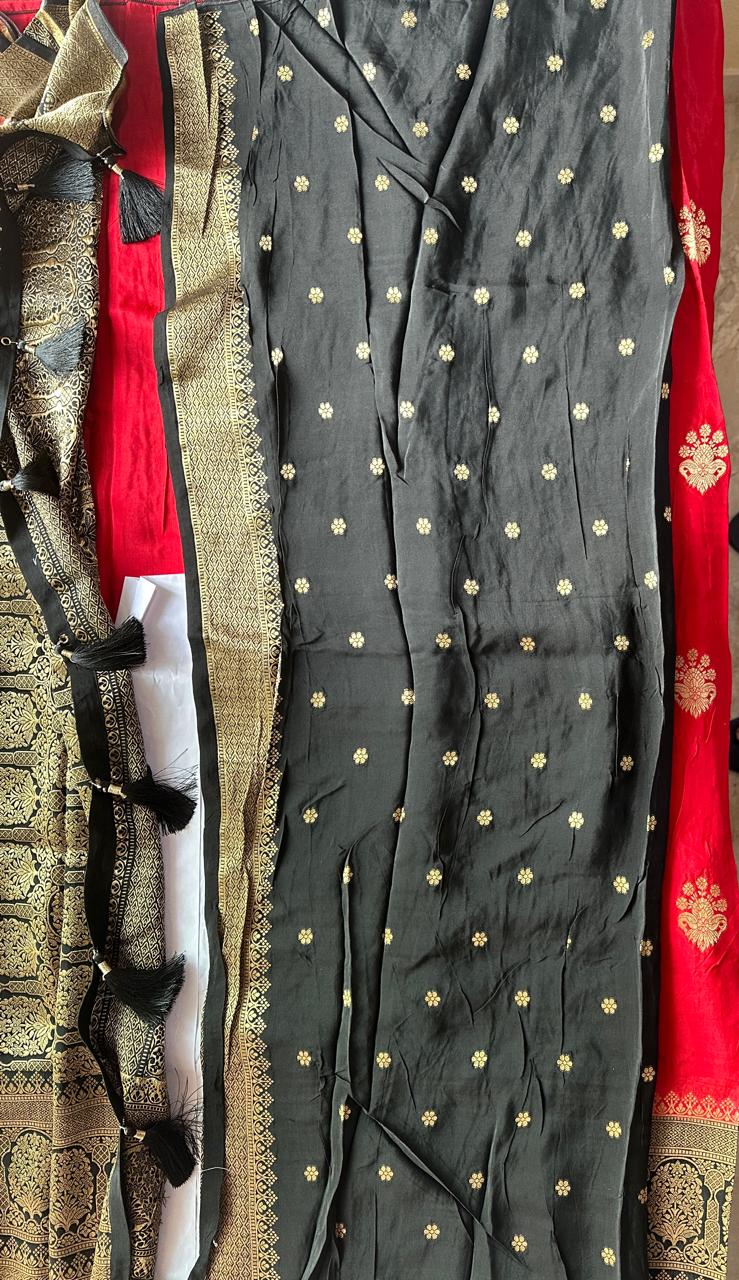 Pure Silk Saree - Red with Black Jari border